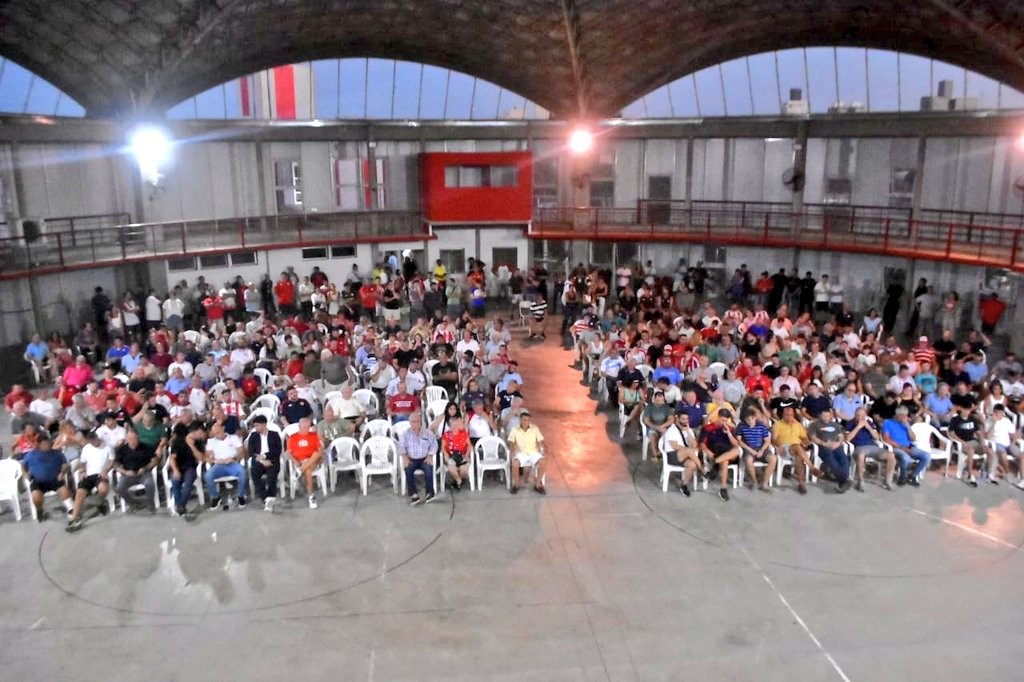 Asamblea caliente: Finalmente los socios de Unión aprobaron el balance | Noticias