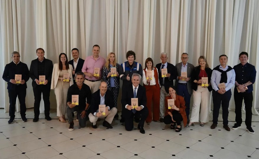 Milei reunió a su Gabinete en Olivos para realizar un balance del año 2025 | Nacionales