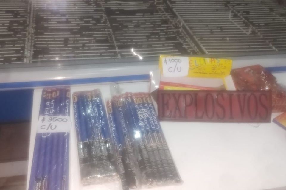 Secuestran pirotecnia prohibida en un kiosco del norte de la ciudad | Información General