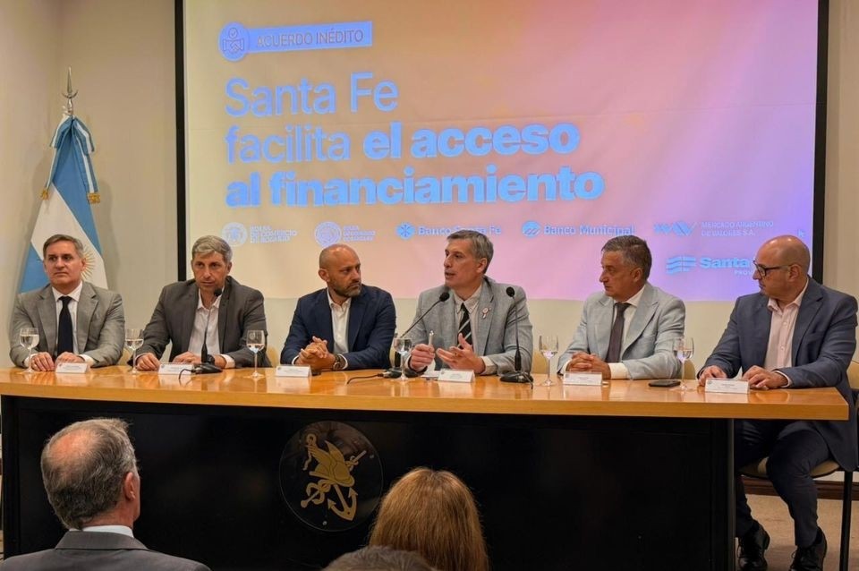Santa Fe lanzó un convenio para que pymes accedan a créditos con tasas más bajas | Información General