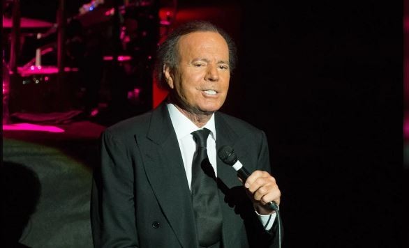 Julio Iglesias se defendió de las acusaciones sexuales de exempleadas | Espectaculos