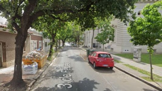 Socavón en el sur de Santa Fe: realizan reparaciones en calle 3 de Febrero