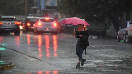 Rige un alerta amarillo por tormentas para este martes en la ciudad