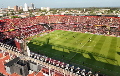 En Colón se piensa en Godoy Cruz y se estira el bono por el "Día del Club"