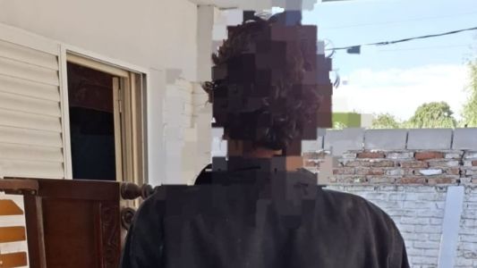 Detuvieron a un hombre en Santo Tomé mientras robaba cables del alumbrado público