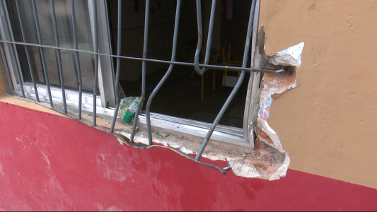 Robaron y provocaron destrozos en el jardín de los Sin Techo de San Agustín