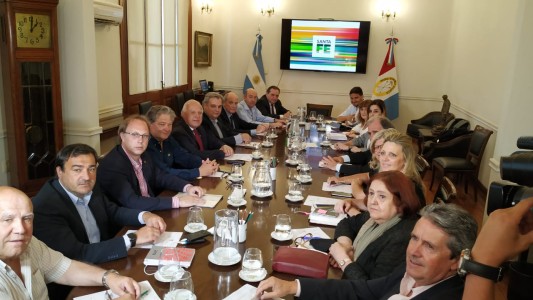 Lifschitz: "En los próximos días avanzaremos con el pase a planta de contratados"