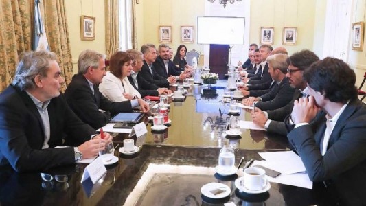 Todos los ministros de Macri presentaron su renuncia