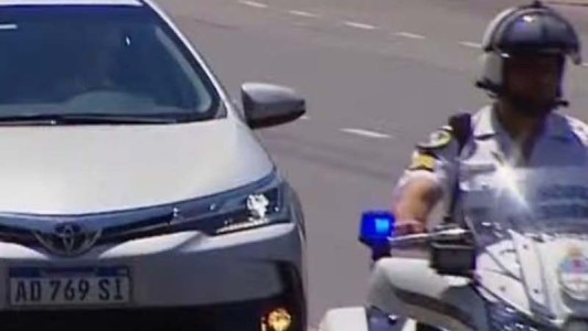 Con la suerte de su lado: El número de patente de Alberto Fernández salió a cabeza