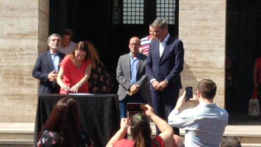 Asumió Jatón: "La austeridad va a ser nuestra bandera y nuestro compromiso de todos los días"