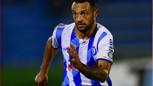 Unión contrató a un volante uruguayo