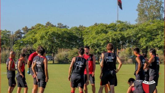 Conflicto en Colón: Los jugadores amenazan con abandonar la pretemporada