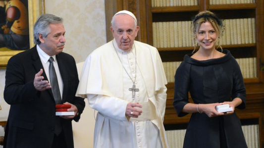 Fernández al Papa Francisco: "Le pedí ayuda en el tema de la deuda y hará todo lo que pueda"