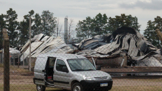 Conmoción por la explosión e incendio en Recreo Sur