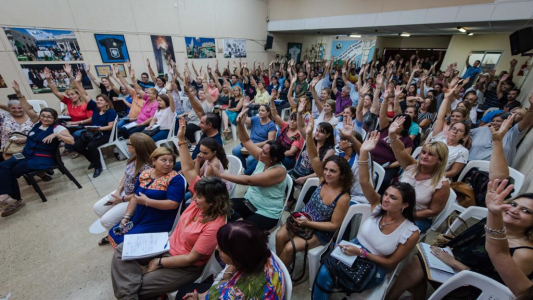 Los docentes privados rechazaron la oferta y van al paro