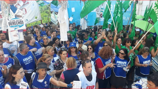 Con alto acatamiento se cumple la primera jornada de paro de los docentes