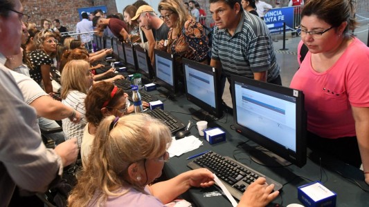 Ya se repartieron más del 50% de Tarjetas AlimentAR en la provincia