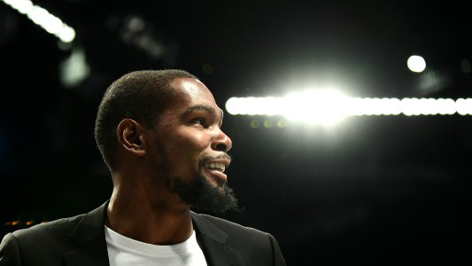 La estrella de la NBA Kevin Durant y otros tres jugadores de Brooklyn Nets tienen coronavirus