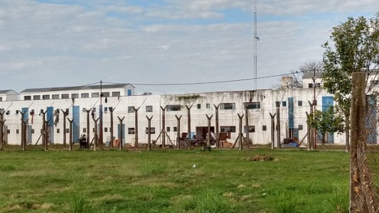 Pelea y muerte entre dos internos de la misma celda en la cárcel de Las Flores