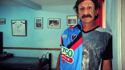 El DT de ascenso que hace la cuarentena solo dentro del club