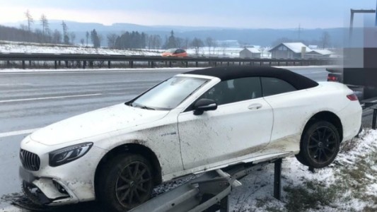 Futbolista violó la cuarentena, tuvo un accidente y su club le aplicó una multa