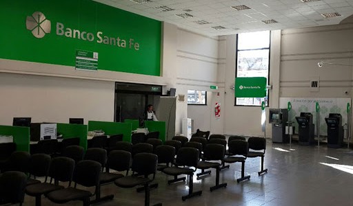 Banco de Santa Fe extendió su horario habitual para el pago a jubilados y pensionados
