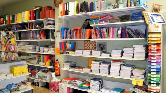 Atención de librerías con delivery: alta demanda en la primera semana