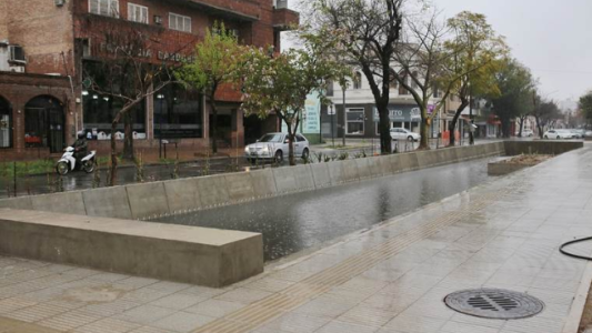 La Municipalidad instaló una estación de bombeo en avenida Freyre y Catamarca