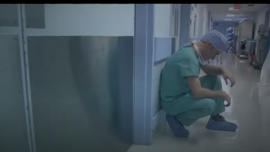 Emotivo video de los Colegios de Médicos de Santa Fe