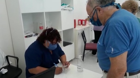 Más de 400 vacunas antigripales en 4 horas se aplicaron en el Cemafe