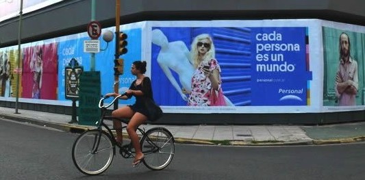 Las cámaras de la industria publicitaria argentina piden al Gobierno incentivos fiscales