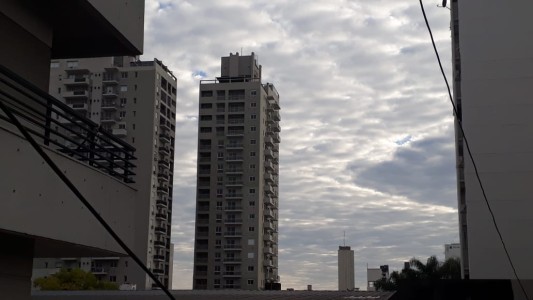 Domingo mayormente nublado en la ciudad de Santa Fe
