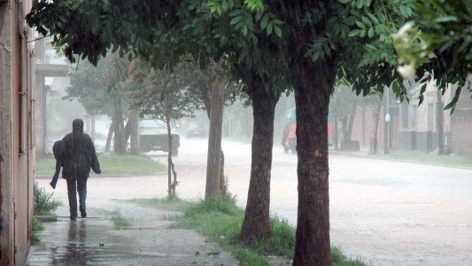 Santa Fe y gran parte de la provincia bajo alerta por fuertes lluvias