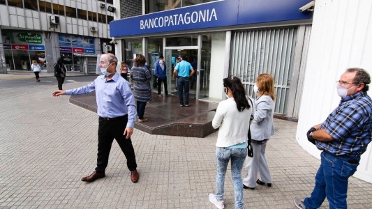 Autorizan la atención al público de entidades financieras en Rosario