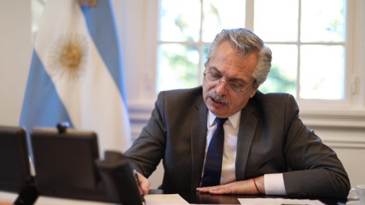 Alberto Fernández le agradeció a la sociedad y alertó por presiones para levantar la cuarentena