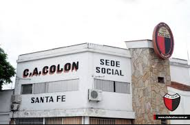 Colón reabre su sede para atender a los socios