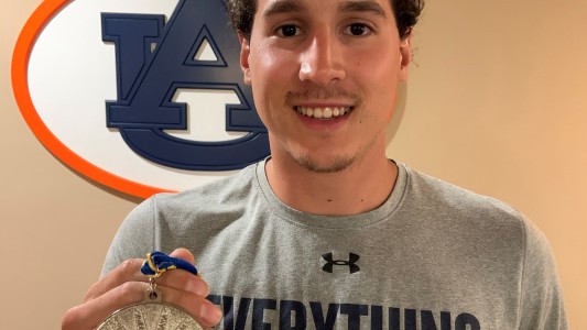 Tres franquicias de Estados Unidos pretenden al santafesino Grassi en sus equipos