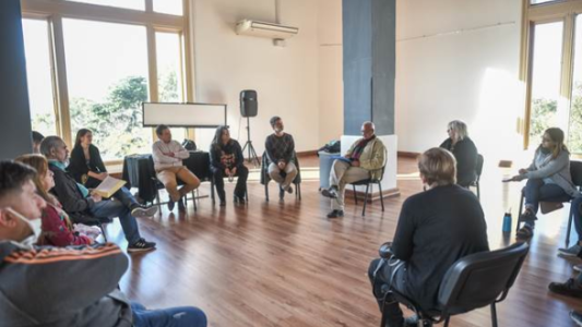 La Municipalidad continuó los encuentros con representantes de vecinales