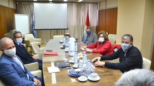 Avanzan acuerdos para cancelar las deudas heredadas de la obra pública