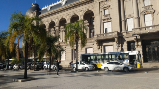 Sigue el paro de colectivos al menos hasta el jueves