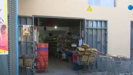 Comenzaron a clausurar negocios de cercanía por remarcar precios