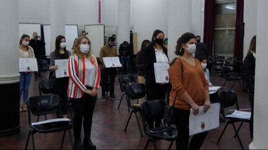 La UNR ya piensa en volver a las mesas de exámenes presenciales