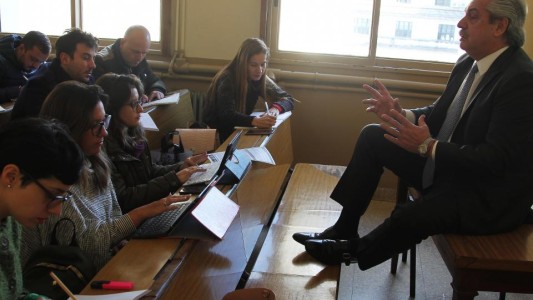 Fernández destacó "consolidación" de la UBA en ranking global y dijo que mañana volverá a dar clases