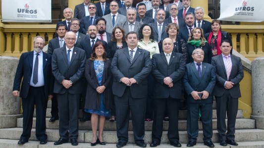 Rechazo a la medida contra la autonomía de las universidades en Brasil