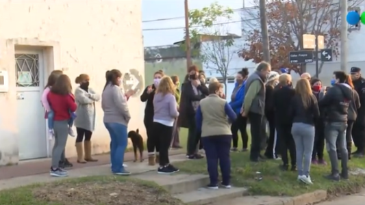 Sin paz: En Barrio Los Hornos los delincuentes se burlan de la cuarentena