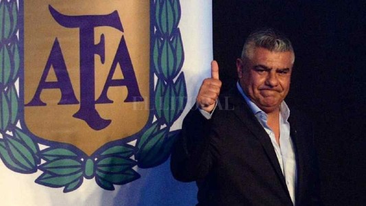 Deportes en #TFN ¿Vuelve el fútbol? AFA presentó el protocolo "Proteger la salud y el bienestar de los futbolistas sigue siendo la máxima prioridad"