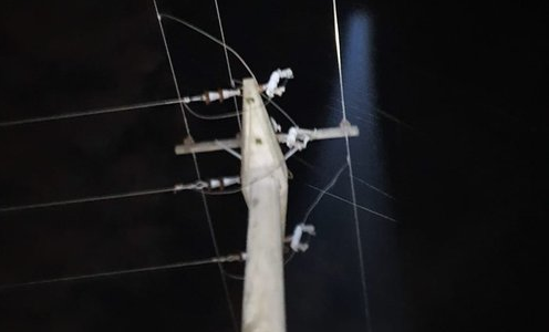 Video: Quema de pastizales, viento, incendio y corte de luz en la zona de countries