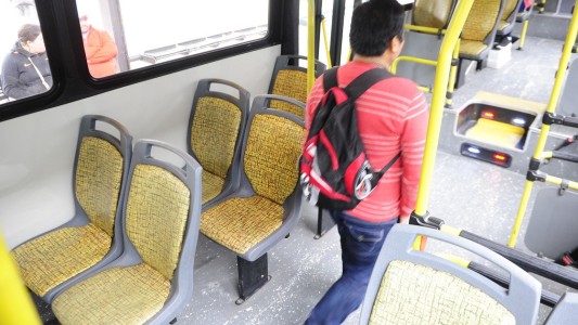 Hubo acuerdo sobre el final de la negociación y se levanta el paro de colectivos en Santa Fe