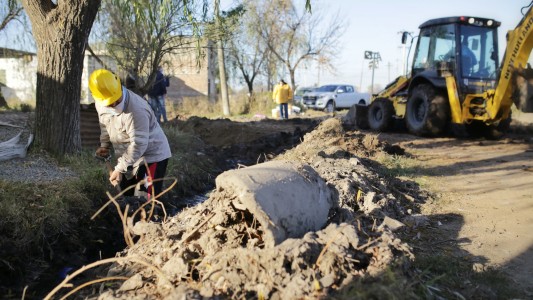 En seis meses, se limpiaron más de 32 mil metros de desagües pluviales en Santa Fe