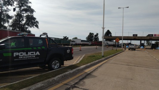 Túnel Subfluvial: 4000 controles de temperatura y 1035 vehículos en el comienzo del finde largo